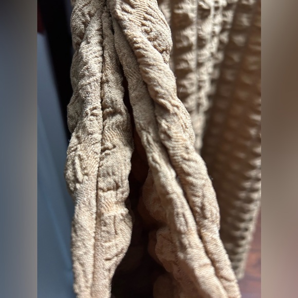 Pocur tan dress in xl - Picture 2 of 2